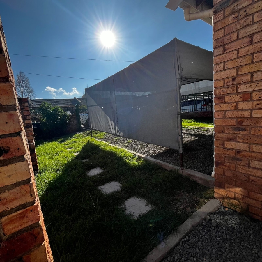 To Let 3 Bedroom Property for Rent in Westbourne Eastern Cape